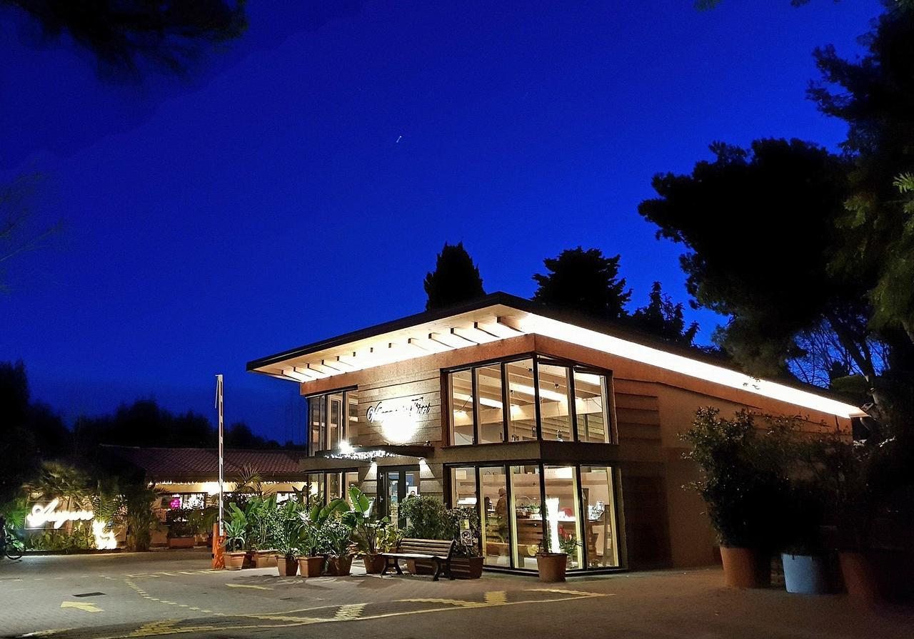 Villaggio Dei Fiori Санремо Екстер'єр фото