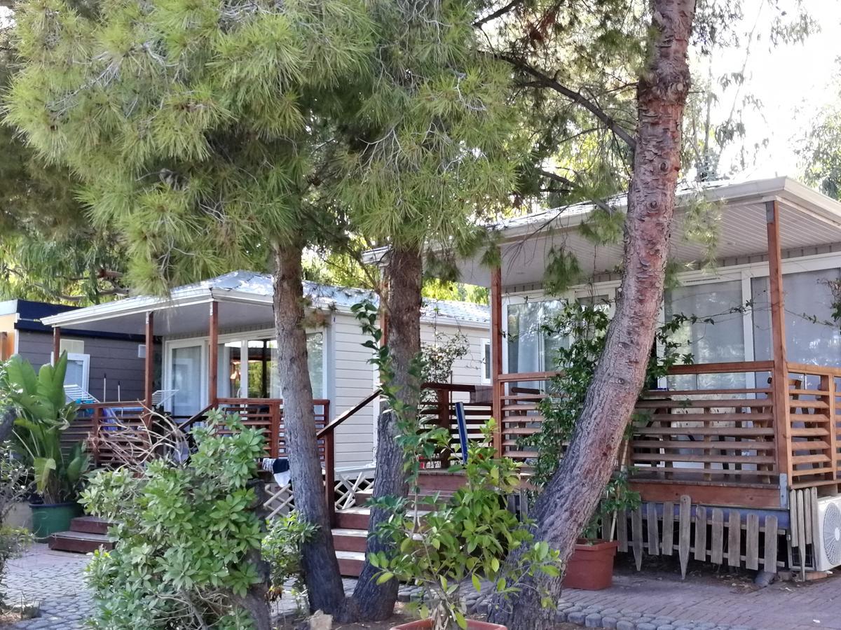 Villaggio Dei Fiori Санремо Екстер'єр фото